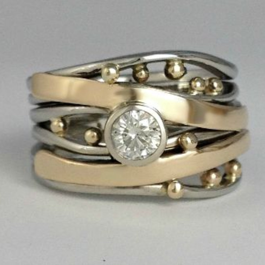 Royal - Vintage Gold Inlaid Zirconia Ring Omelia&Oliver Jewels