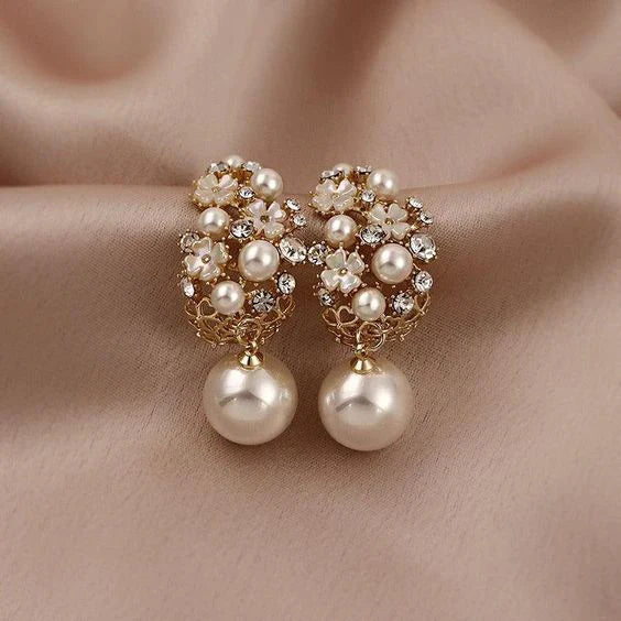 Elegant Flower Pearl Earrings Omelia&Oliver Jewels