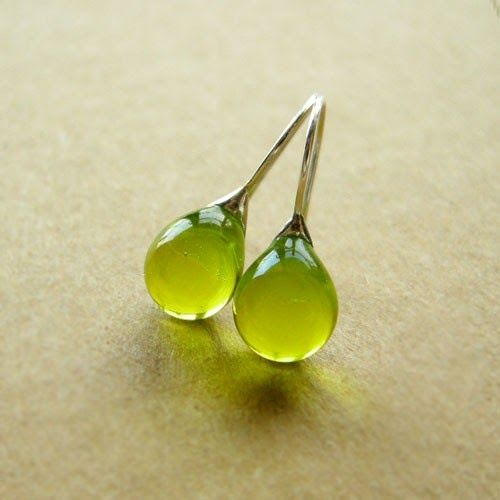 Chic - Vintage Olive Crystal Earrings Omelia&Oliver Jewels