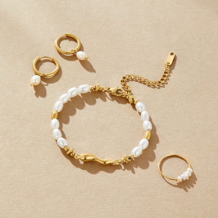 Lov Freshwater Pearl Bracelet Omelia & Oliver Jewels