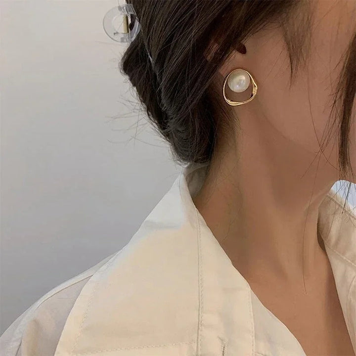 Emma Vintage Pearl Earrings Omelia&Oliver Jewels