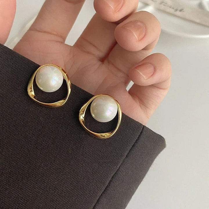 Emma Vintage Pearl Earrings Omelia&Oliver Jewels
