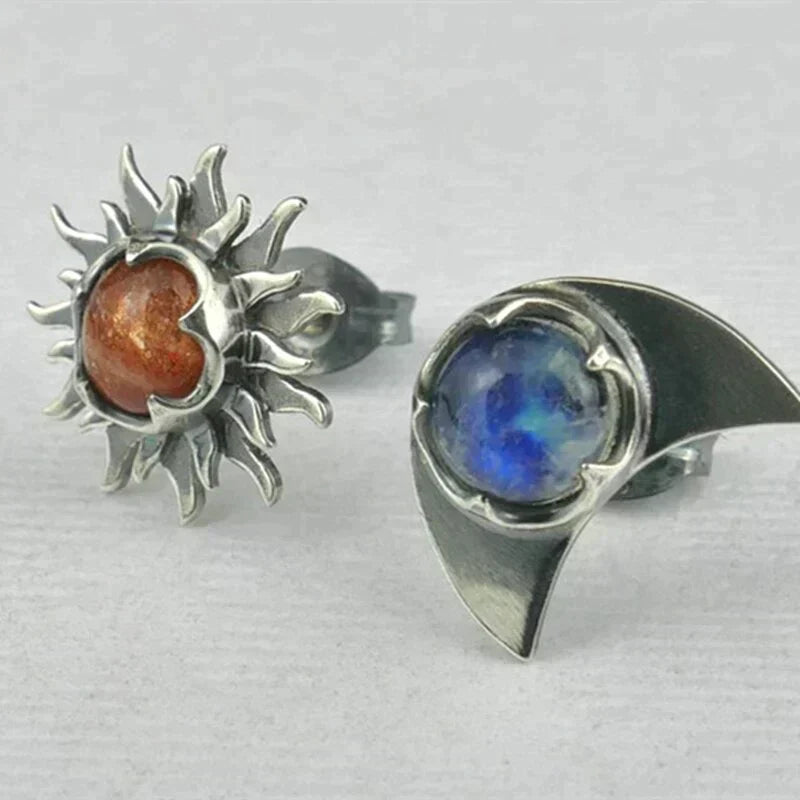 Radiance - Sun and Moon Earrings Omelia&Oliver Jewels