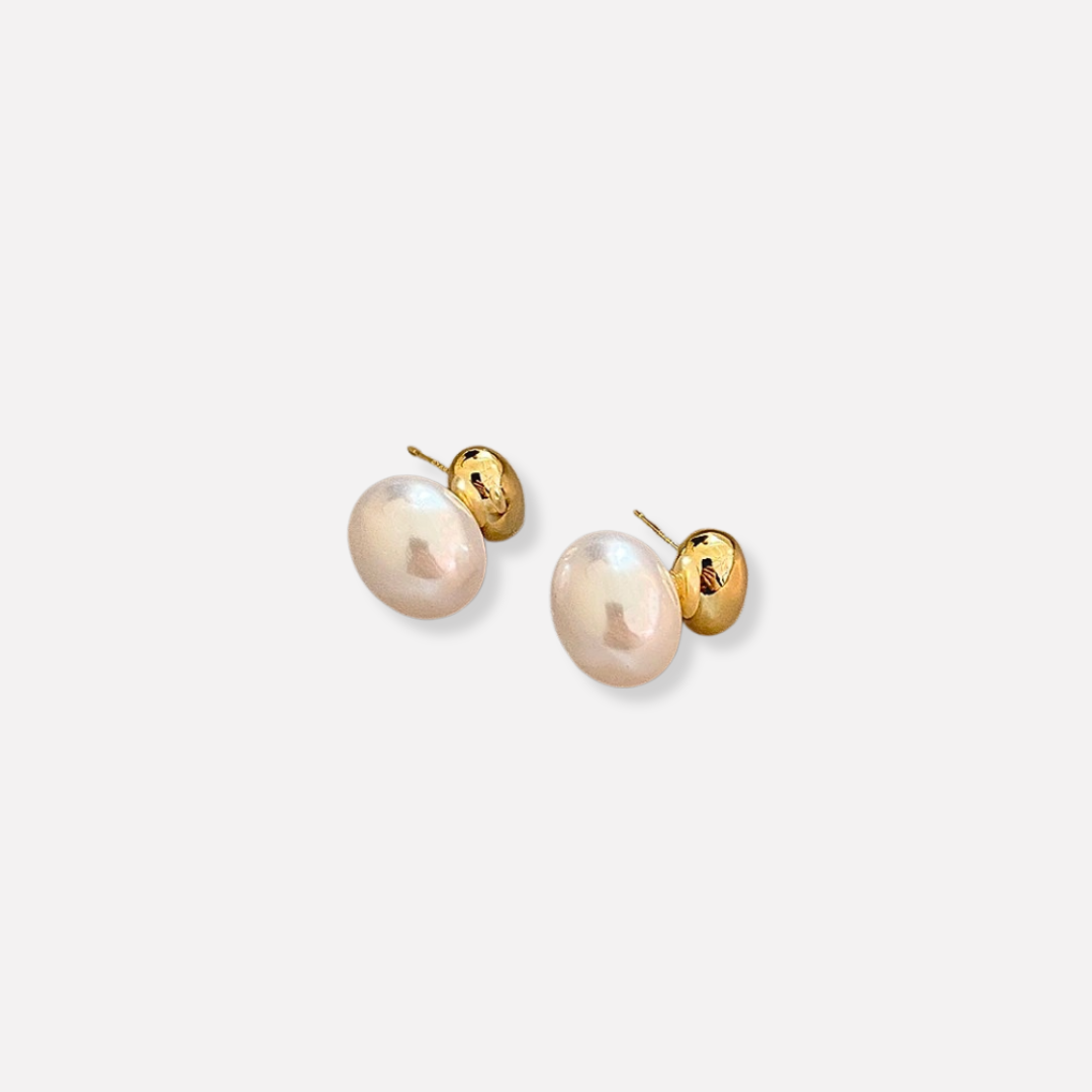 Vintage Pearl Earrings by Aeri