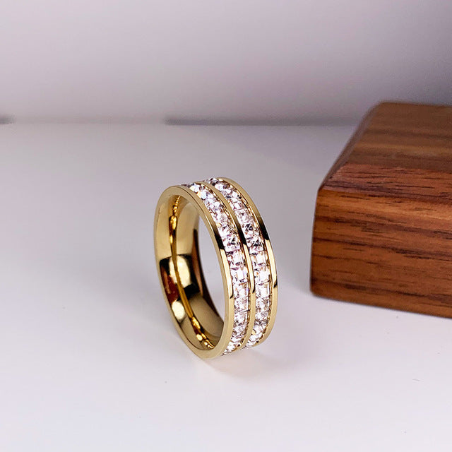 Serene Elegance Reflected Ring