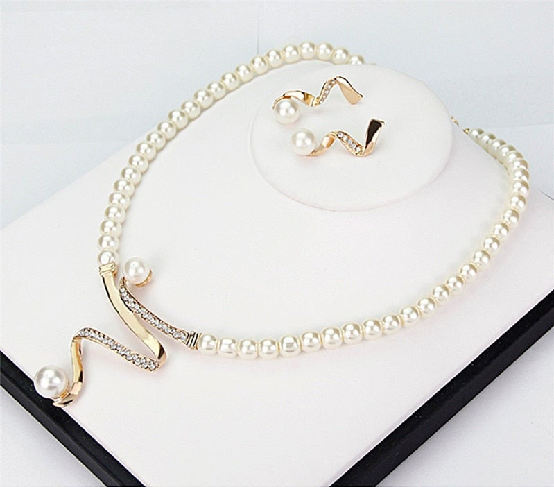 Natural Pearl Necklace & Earring Set Omelia&Oliver Jewels