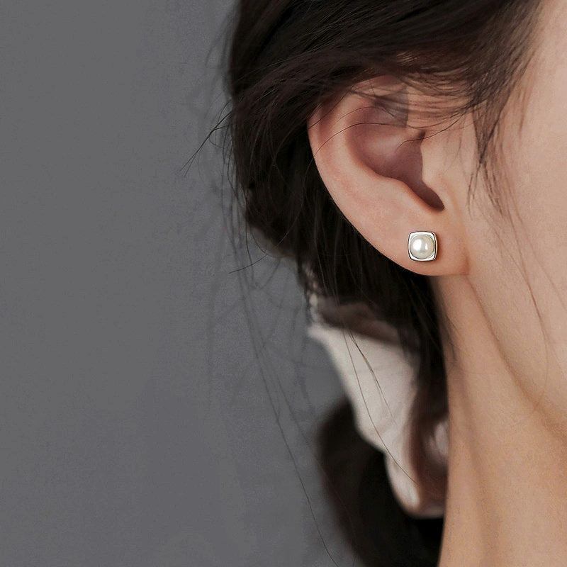 Trendy Daisy Earrings Omelia&Oliver Jewels