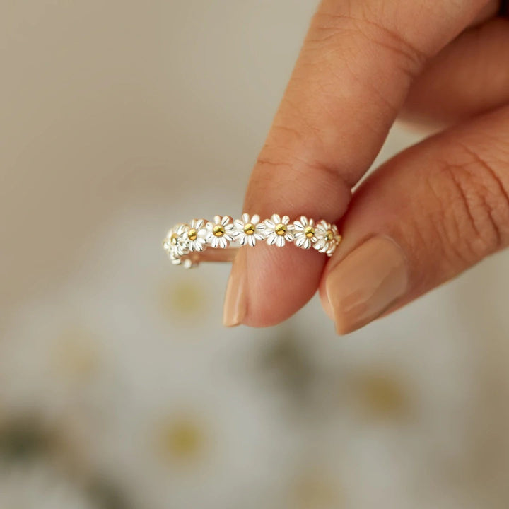 Garden - Elegant Floral Garden Ring Omelia&Oliver Jewels