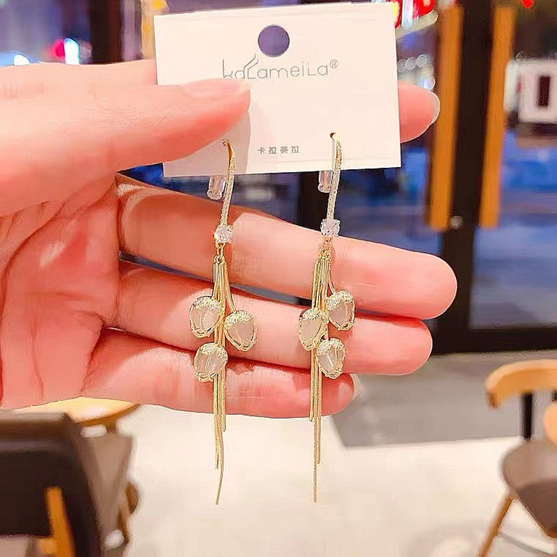 Blossom - Crystal Flower Earrings Omelia&Oliver Jewels