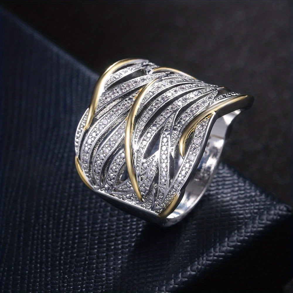 Chic Layered Twist Ring Omelia&Oliver Jewels