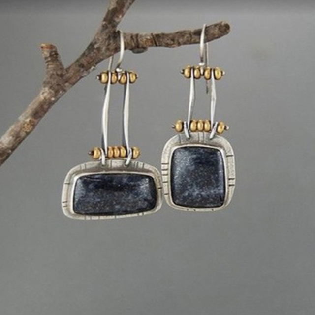 Patricia - Retro Silver Earrings Omelia&Oliver Jewels