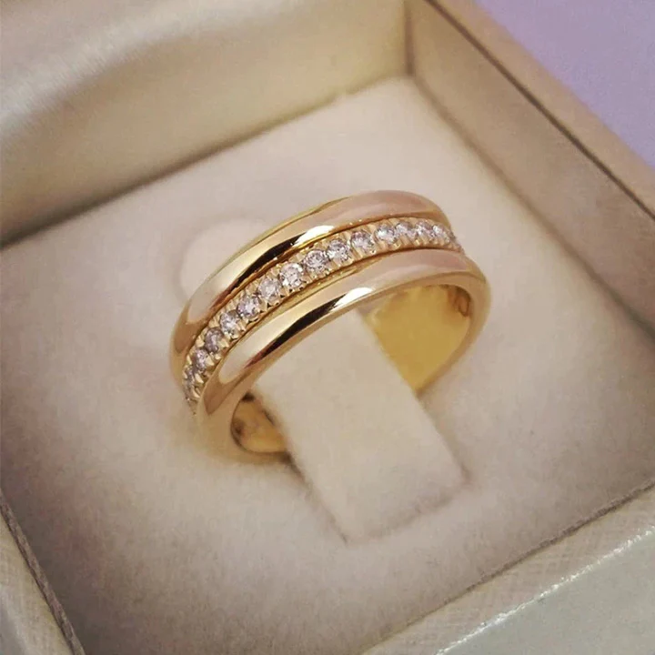 Sarah - Retro Gemstone Ring Omelia&Oliver Jewels