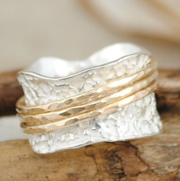 Joy - Vintage Spinner Ring Omelia&Oliver Jewels