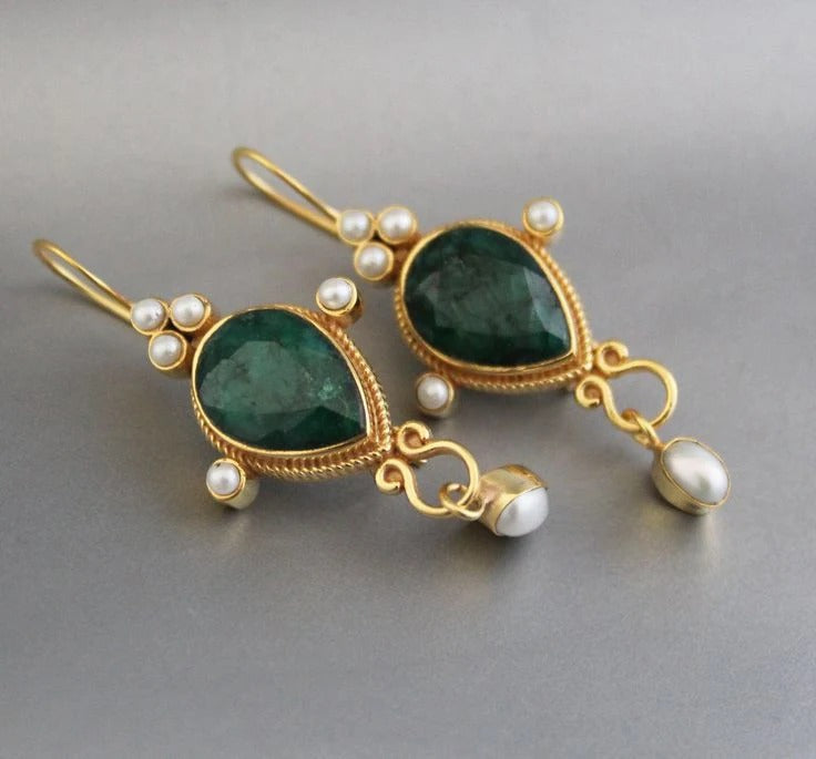 Gaby Vintage Pearl Earrings