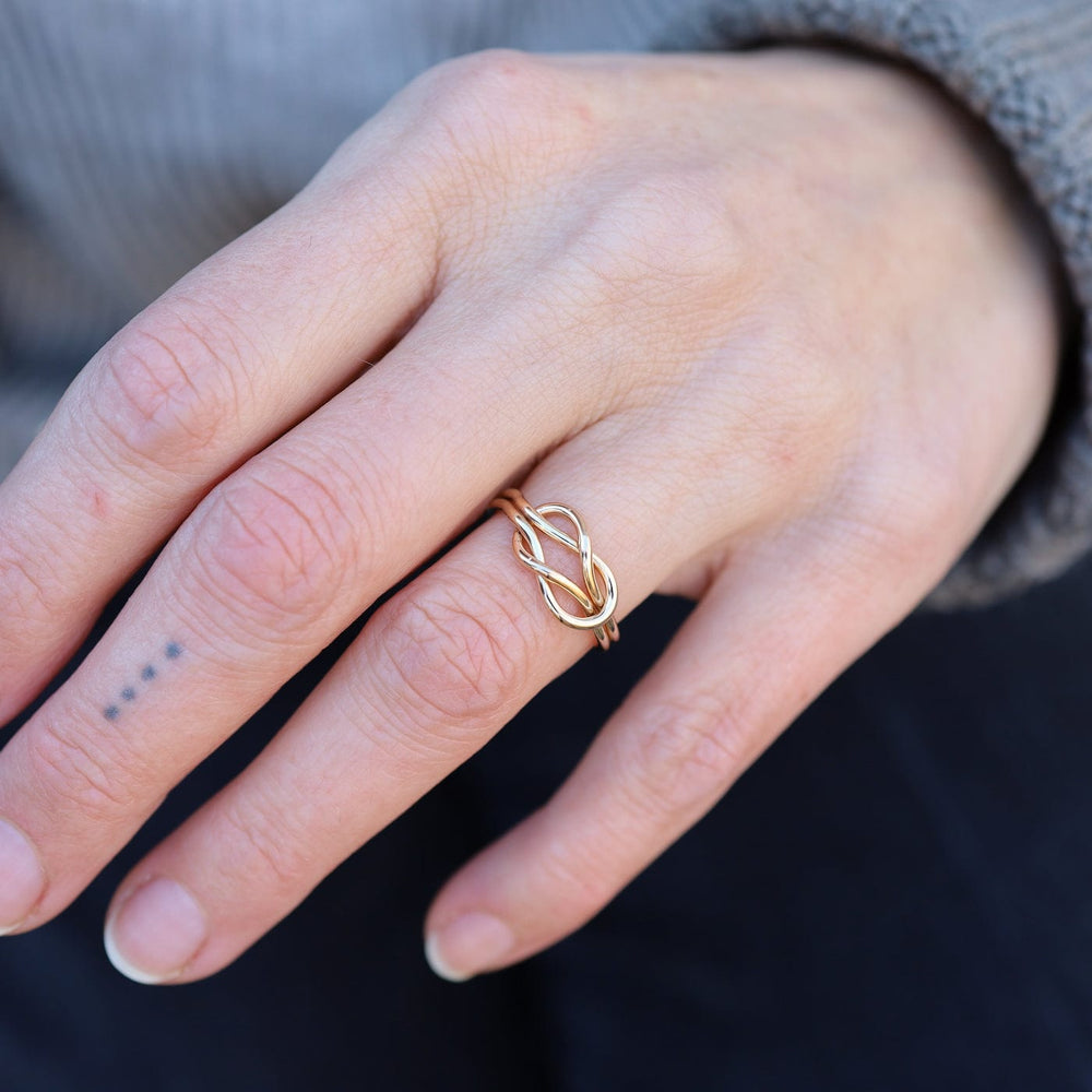 Endless Love Knot Ring Omelia&Oliver Jewels
