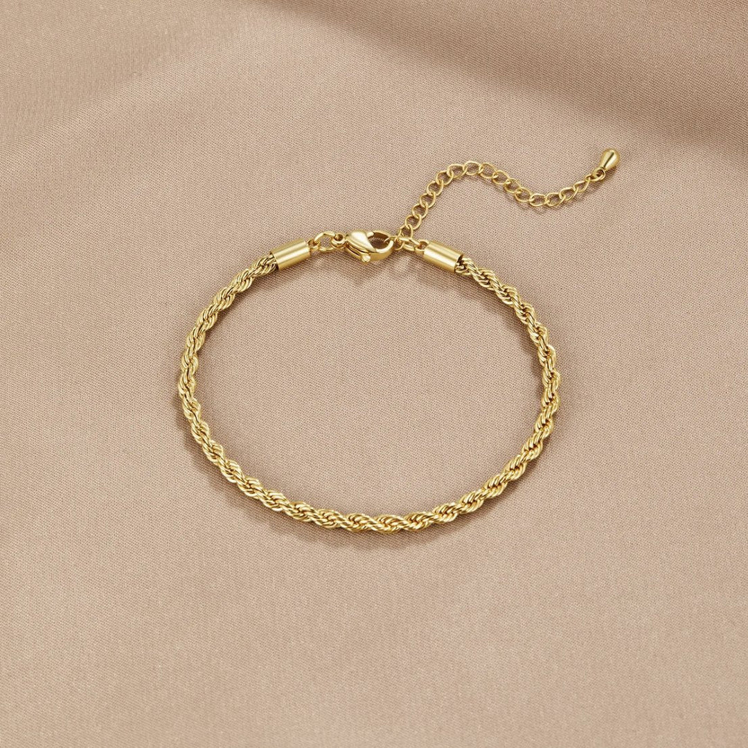 Twisted Chic Gold Bracelet